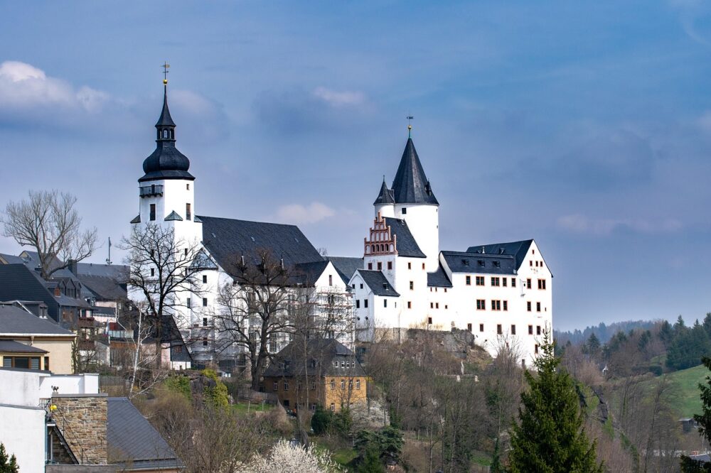 castle-7143745_1280
